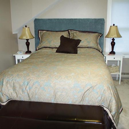 Creemore Angel House Bed And Breakfast الغرفة الصورة