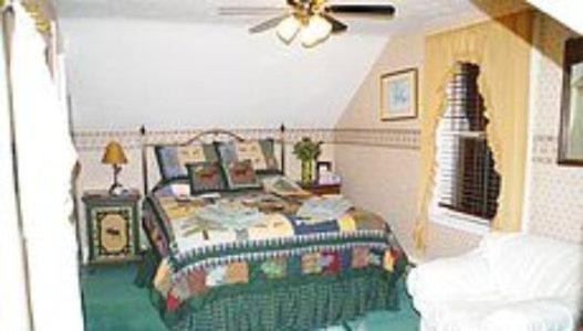 Creemore Angel House Bed And Breakfast الغرفة الصورة